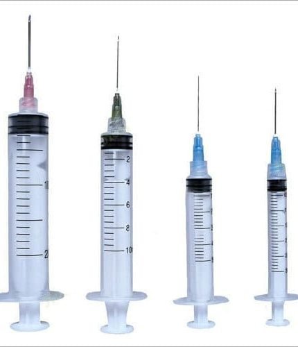 Plastic Syringe with Needle 2ml